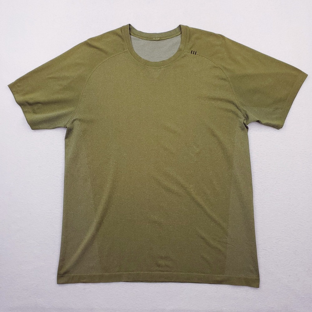 Lululemon Shirt Mens EXtra‎ Large Olive Green Metal Vent Tech Athleisure Running